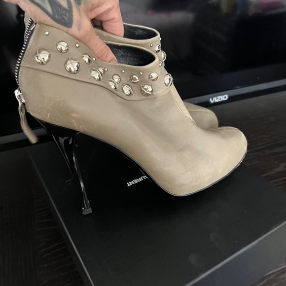 Ankle boots - Picture 4 of 5